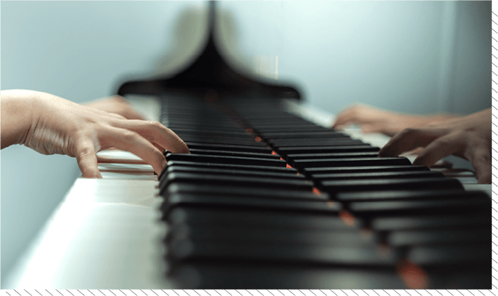 ピアノ手元イメージ