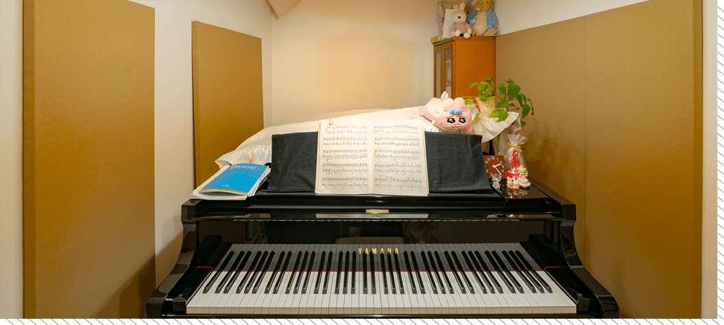 反響⾳パネル写真